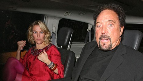 Tom Jones / Cerys Matthews - Baby, It's Cold Outside Sheet Music - Big Band Arrangement / Chart : Tom Jones / Cerys Matthews Image for New Zealand